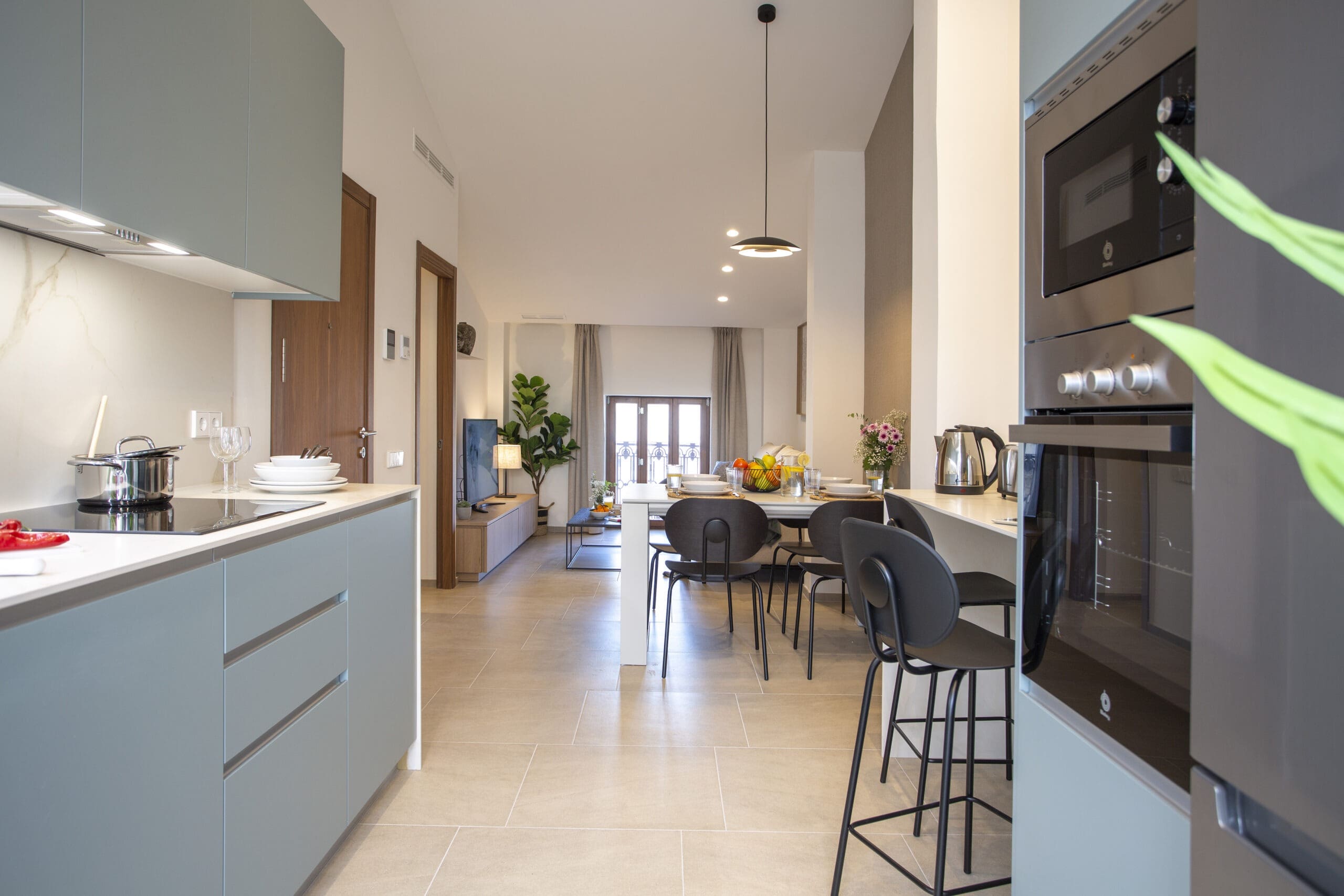 Blog - dasha - Furnished Rentals 3 Advantages of Choosing Furnished Apartments-min